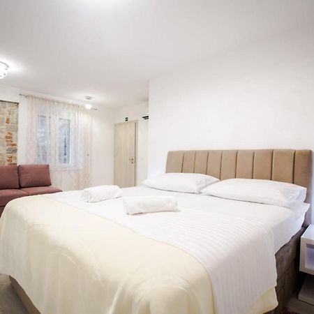 Lions Luxury Rooms Split Luaran gambar